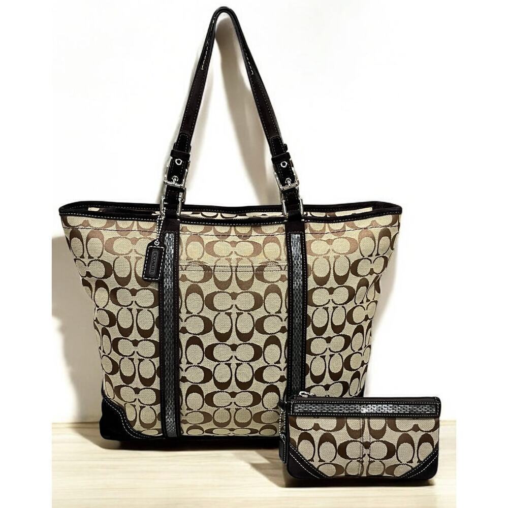 Vintage Coach 8K53 Signature Beaded Tote & 6F35 Signature Beaded Wristlet